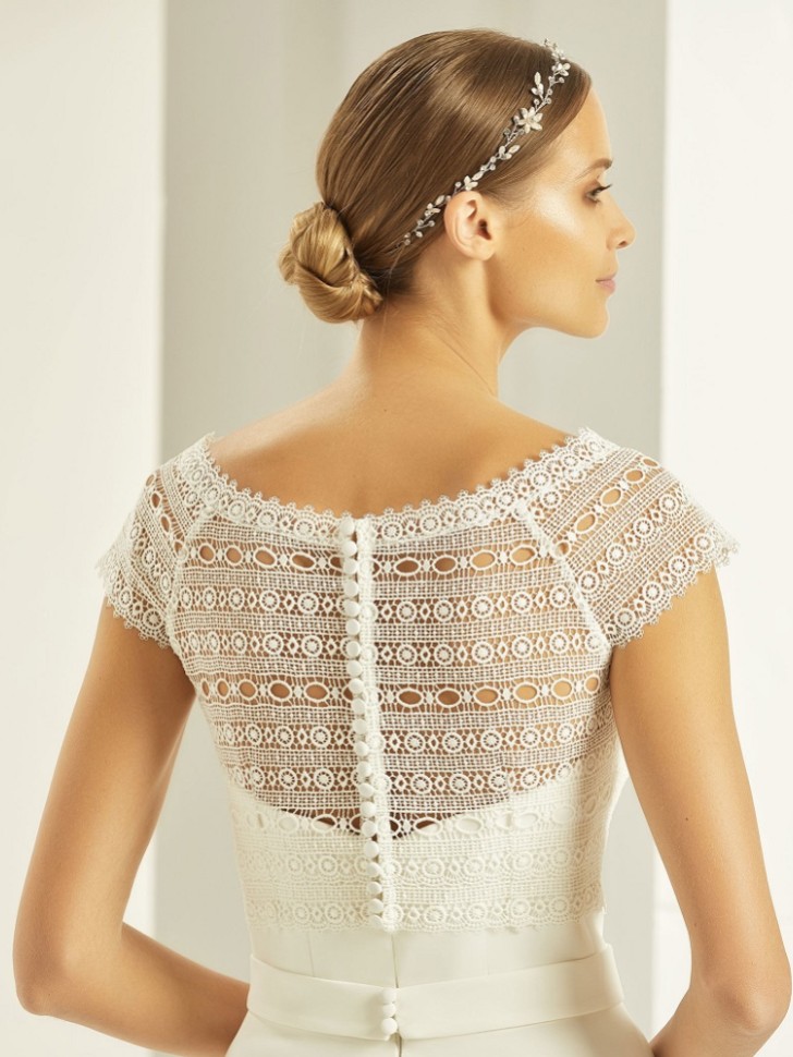 Bolero de noiva com mangas curtas em renda boho, cor marfim, modelo E278