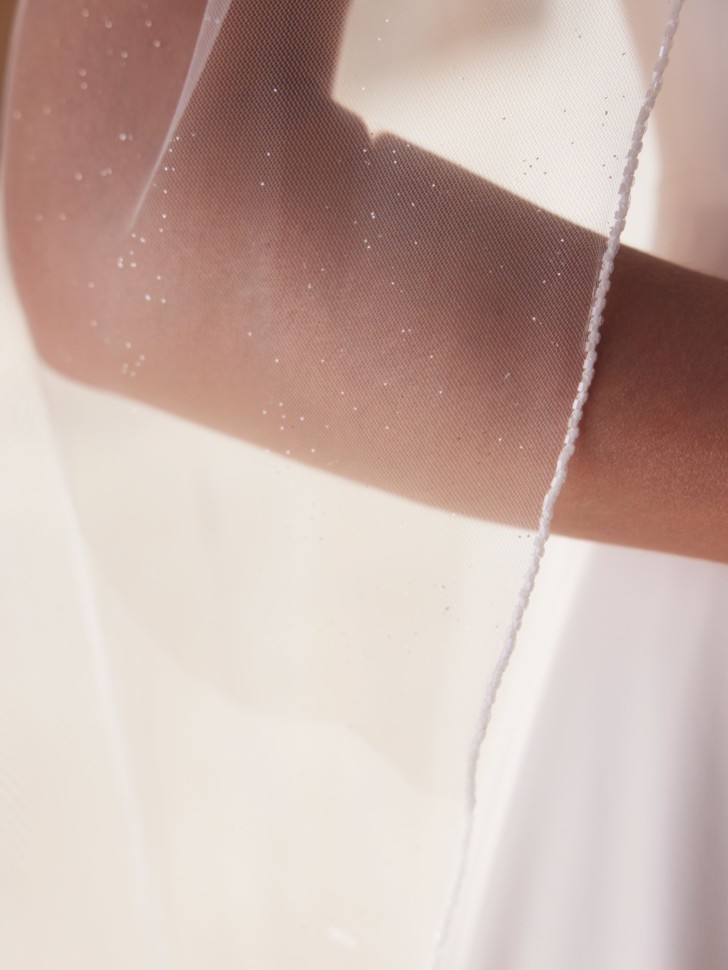 Bianco Elfenbein einstöckigen Glitter Tüll bodenlangen Schleier mit Glasperlen Rand S522