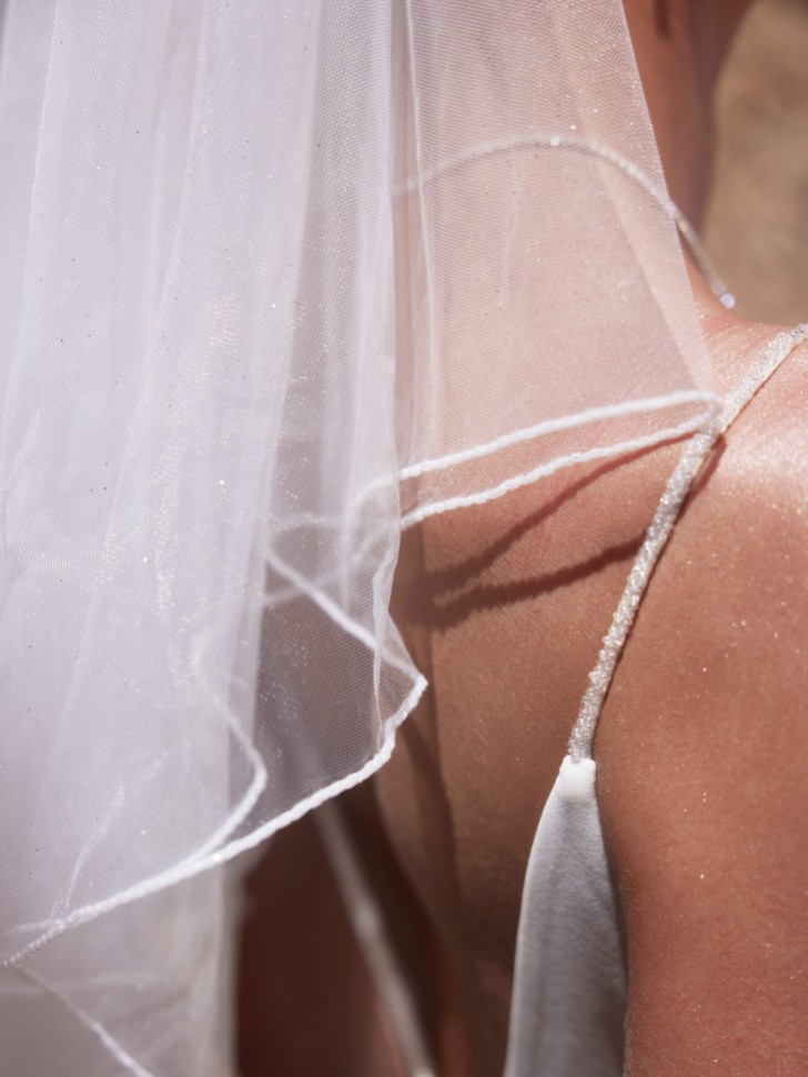 Bianco Ivory Two Tier Glitter Tulle Short Veil with Glass Bead Edge S494