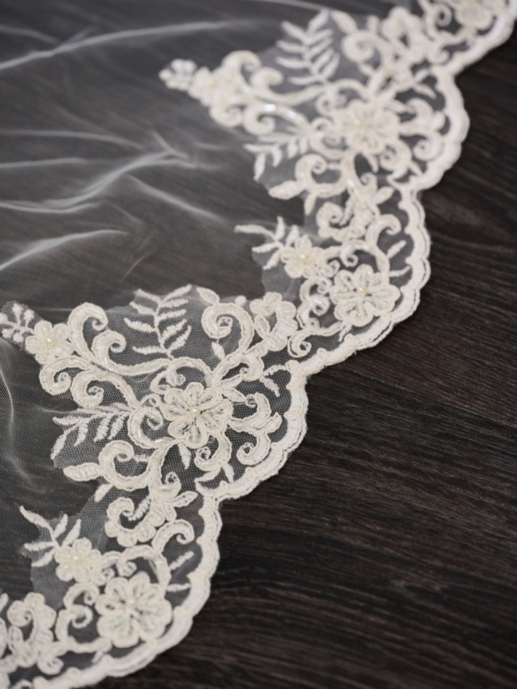 Harrogate Single Tier Italian Tulle Long Veil with Beaded Lace Edge