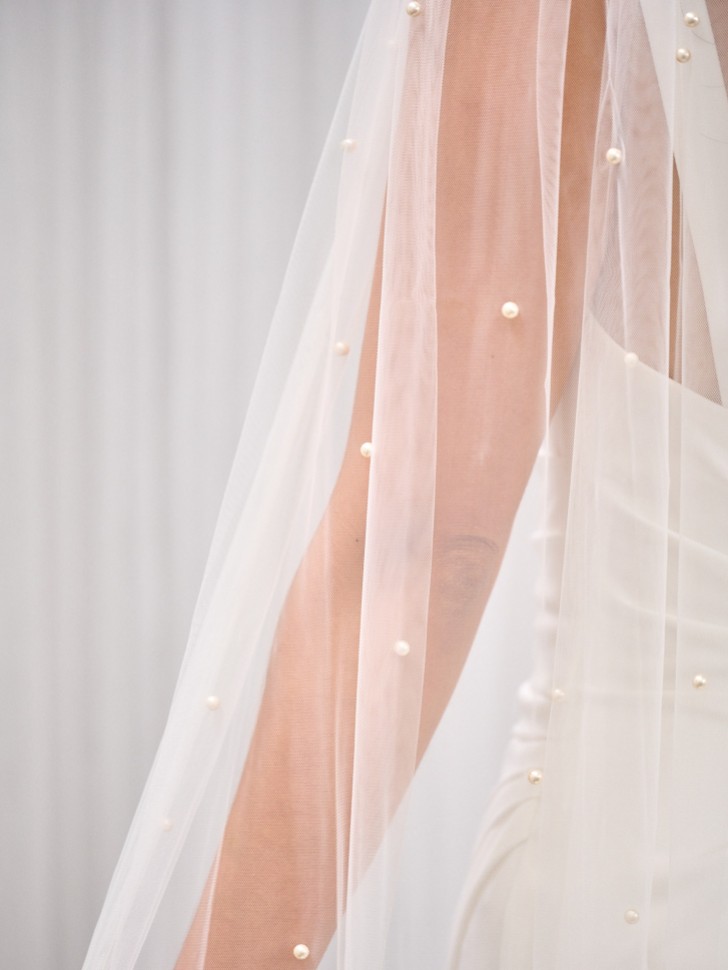 Marlow Single Tier Italian Tulle Scattered Pearl Veil