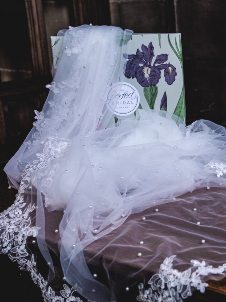 Perfect Bridal Ivory Single Tier Pearl Waltz Length Veil with Floral Lace Edge