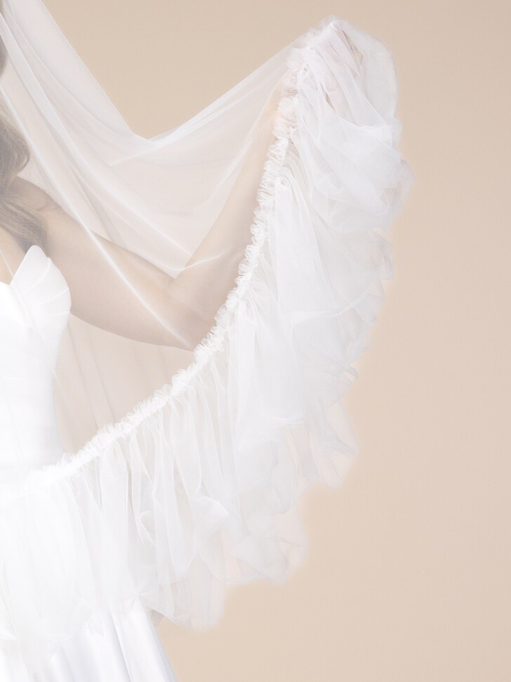 Perfect Bridal Ivory Single Tier Ruffle Tulle Edge Veil