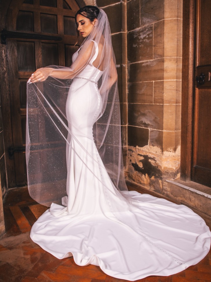 Perfect Bridal Ivory Single Tier Sparkly Glitter Tulle Chapel Veil