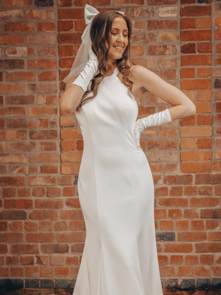 Perfect Bridal Ivory Two Tier Short Bow Veil