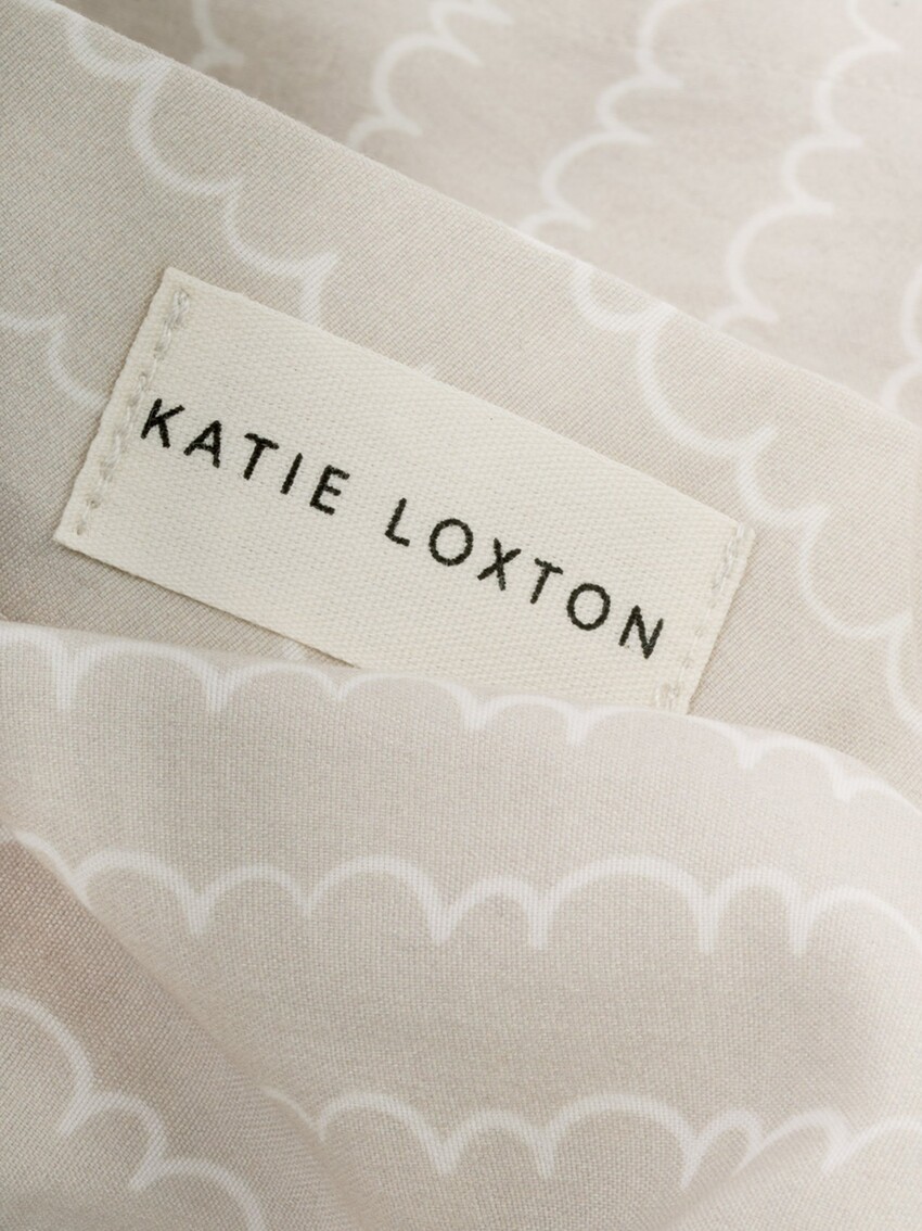 Photograph 7