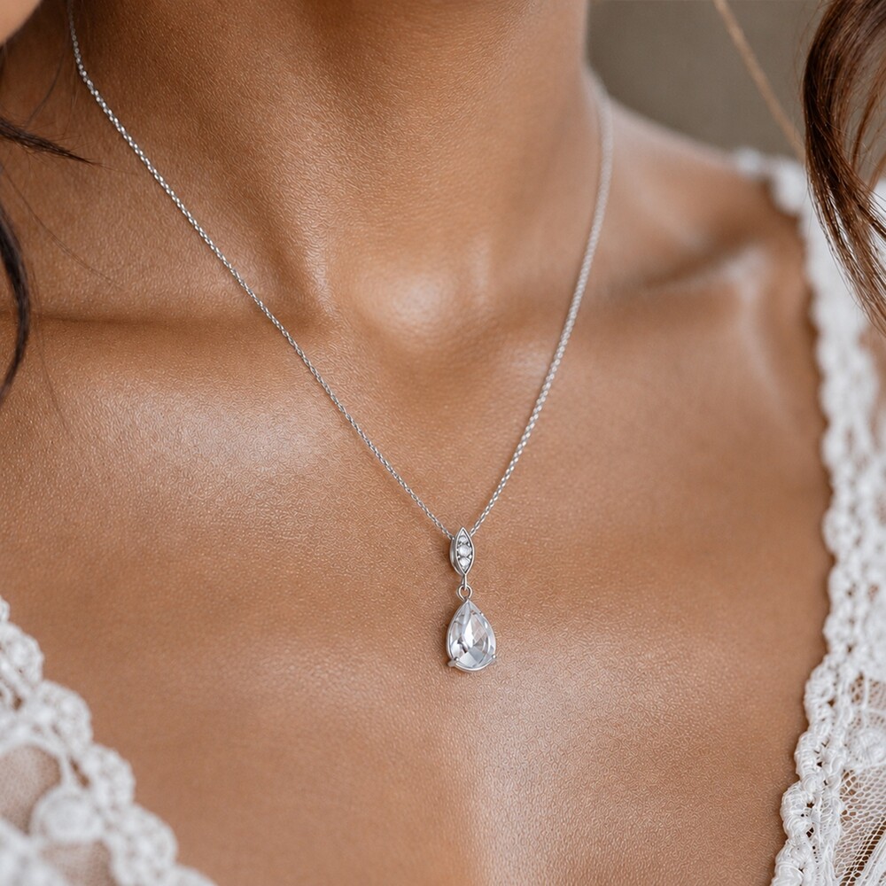 ucalypt Teardropネックレス　シルバー Ellie Silver Teardrop Crystal Pendant