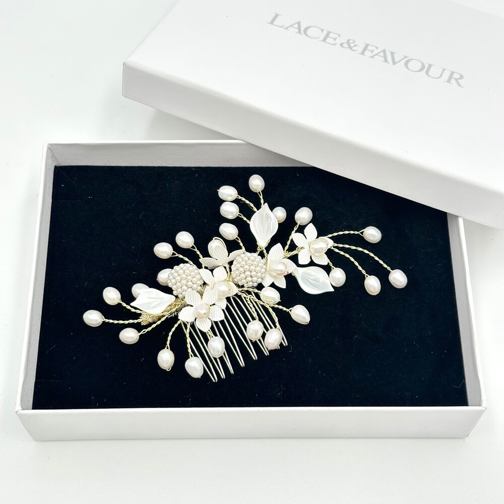 Fortune Gold Pearl Spray Floral Wedding Hair Comb display picture 2