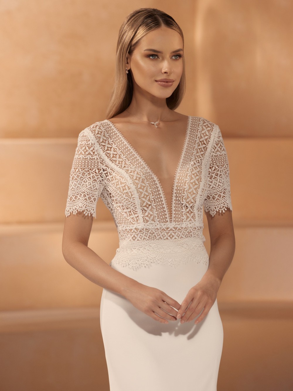 Bianco Ivory Boho Lace V Neck Bridal Top E443