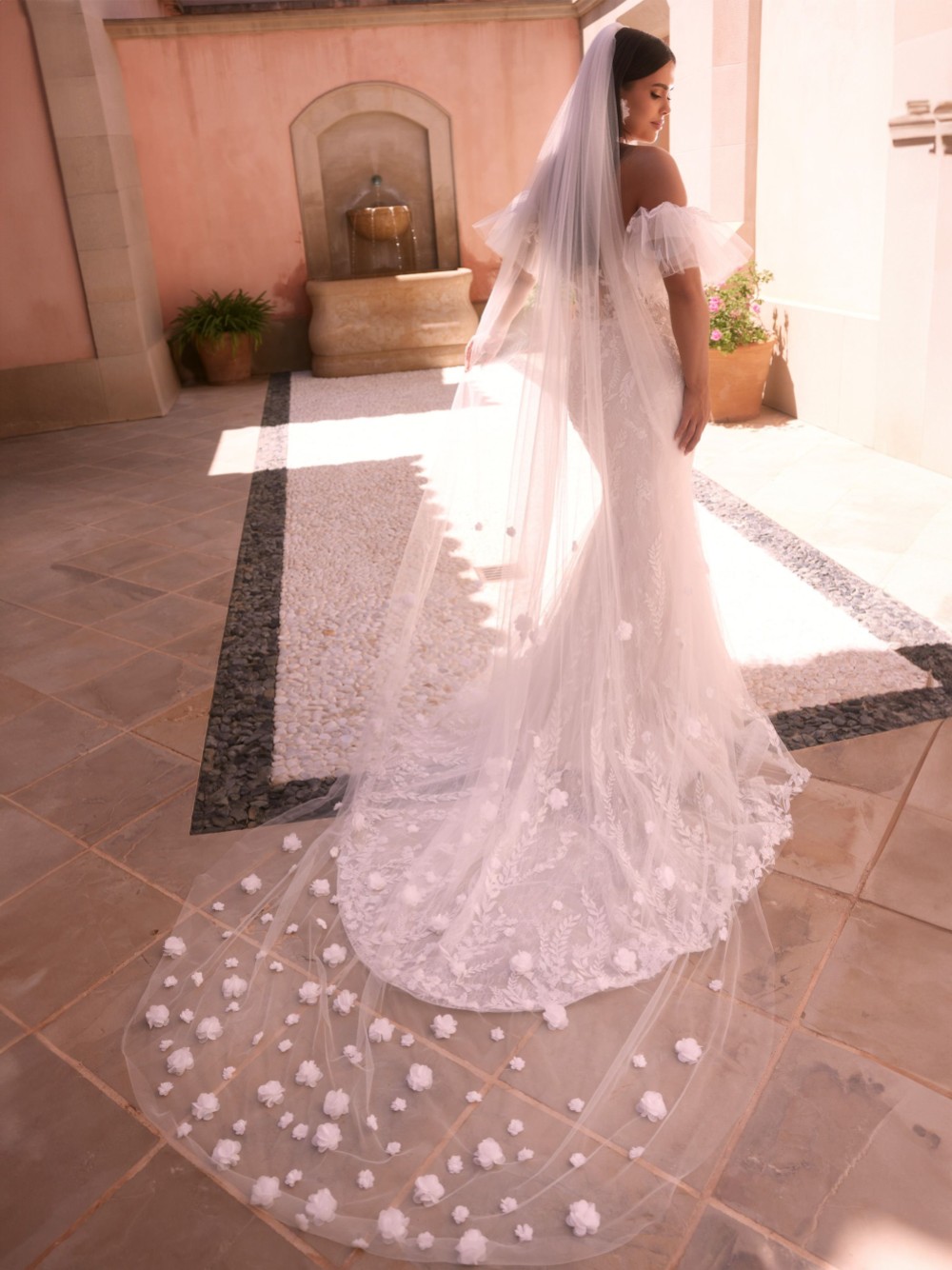 WHITE VEIL セット Drop veil - Mini drop bridal veil with floral lace trim – Tessa Kim