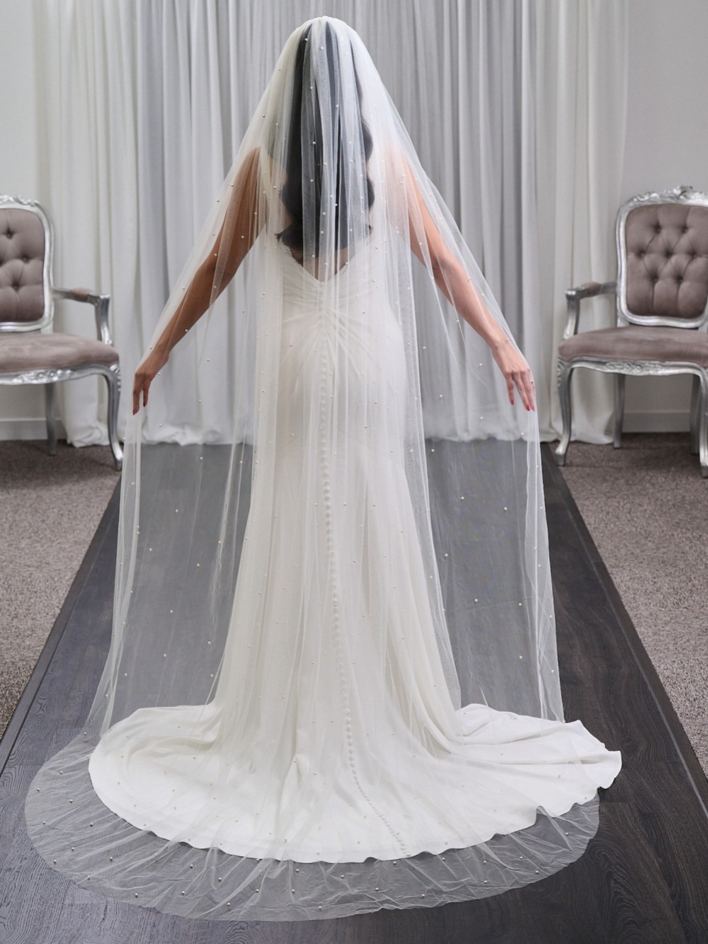 Marlow Single Tier Italian Tulle Scattered Pearl Veil Marlow Single Tier Italian Tulle Scattered Pearl Veil