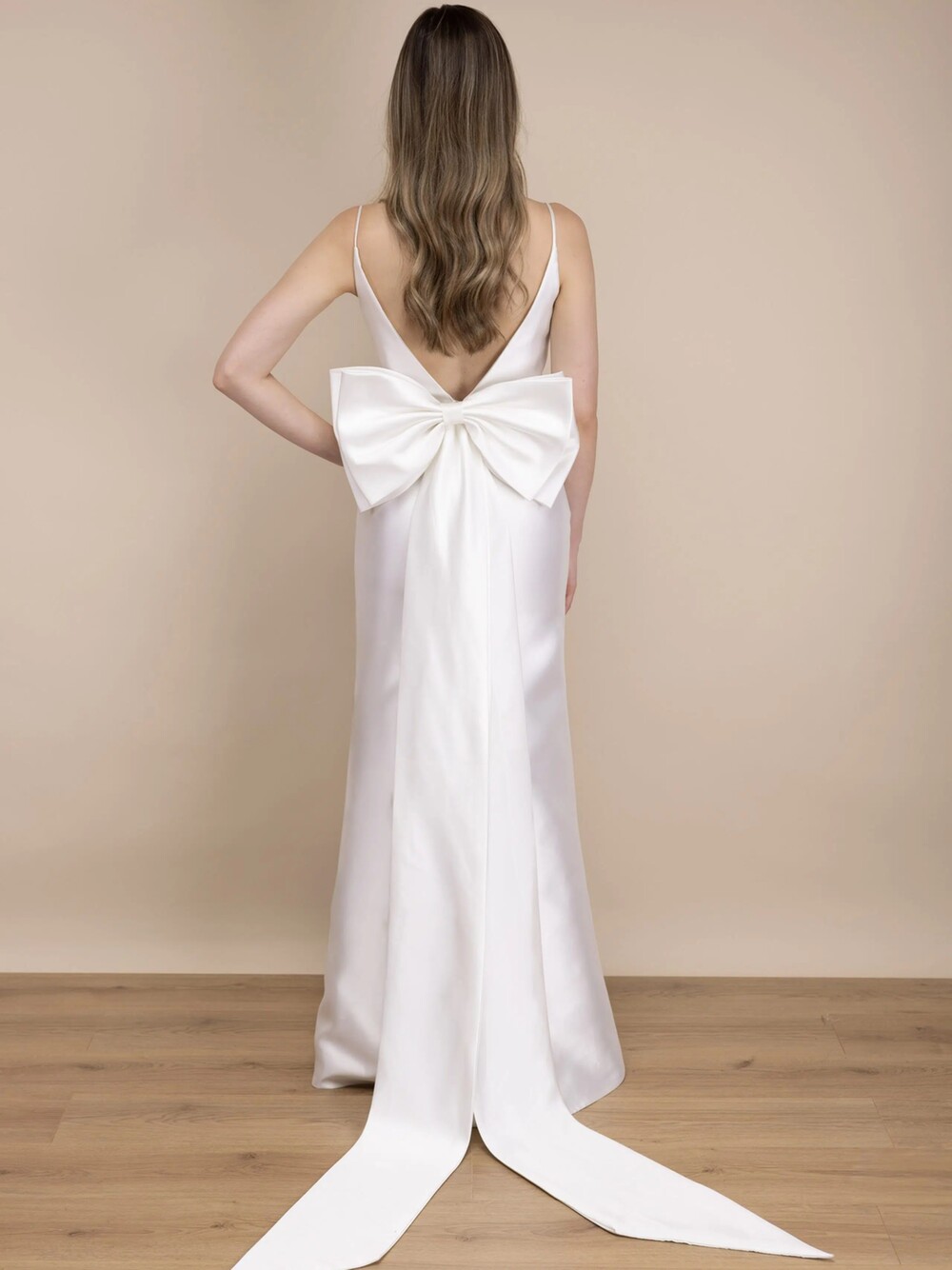 wedding dress with open back and bow A-line Open Back Organza And Tulle Princess Wedding Dresses With Bow