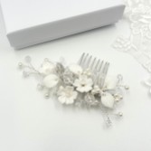 Photograph: Almeida Silver Floral Mini Hair Comb