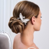 Photograph: Astoria Vintage Inspired Beaded Leaves Hair Comb