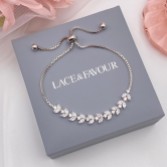 Photograph: Bracelet réglable Dotty Silver Crystal Leaves