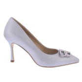 Fotografía: Capollini Zapatos de salón de tacón alto de piel plateada con efecto perlado en color escarlata