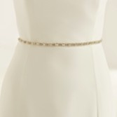 Fotografia: Cinto de cetim para vestido de noiva, com detalhes em cristal fino, da Bianco