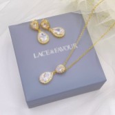 Fotografía: Conjunto de joyas de boda con adornos de cristal dorado Celeste