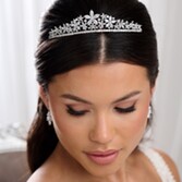 Fotografía: Diadema de boda «Downton Silver» con motivos florales y circonitas
