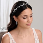Fotografia: Fita para o cabelo de casamento delicada em prata com zircónia cúbica da Cortez