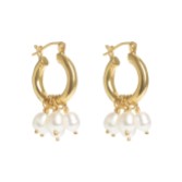 Fotografía: Freya Rose Pendientes de aro mini dorados con perlas desmontables