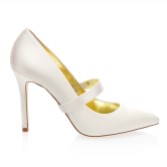 Photograph: Freya Rose Plain Ivory Silk Detachable Shoe Straps