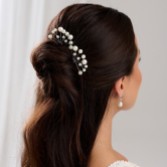 Fotografía: Horquilla para el pelo de boda con perlas y acabado marfil