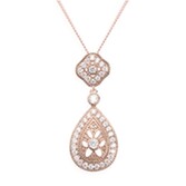 Fotografía: Ivory and Co Collar con colgante de cristal en oro rosa «Moonstruck»