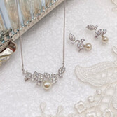Fotografia: Ivory and Co Conjunto de joias de noiva Aphrodite Silver