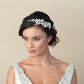 Fotografía: Ivory and Co Diadema «Crystal Blossom and Pearl» de Dior