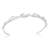 Fotografia: Ivory and Co Fita para o cabelo de casamento com folhas esmaltadas em prata «Pearl Dream»