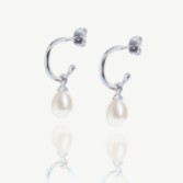 Photograph: Ivory and Co Harrow Silver Pearl Hoop Earrings