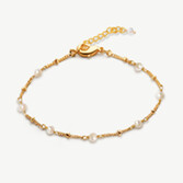 Photograph: Ivory and Co Monaco 24ct Gold Freshwater Pearl Chain Bracelet