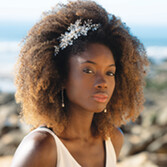 Fotografía: Ivory and Co Peineta «Ocean Days» de plata con perlas y cristales