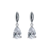 Fotografía: Ivory and Co Pendientes de boda de cristal en forma de lágrima de Vanderbilt