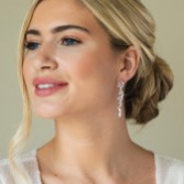 Fotografía: Ivory and Co Pendientes de cristal en forma de racimo de Islington en oro rosa