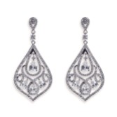 Fotografía: Ivory and Co Pendientes de cristal estilo Art Déco de Chinatown