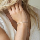 Fotografia: Ivory and Co Pulseira com fecho de alça Carlisle Silver Pearl