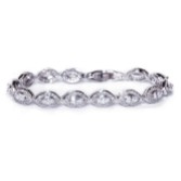 Fotografía: Ivory and Co Pulsera de boda con circonitas «Promise»