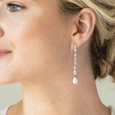 Zdjęcie: Ivory and Co Srebrne kolczyki z długimi perłami w stylu Melbourne