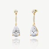 Photograph: Ivory and Co Tetbury Gold Crystal Drop Earrings