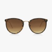 Fotografía: Katie Loxton Gafas de sol de ojo de gato anchas en carey de Santorini