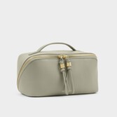 Zdjęcie: Katie Loxton Kosmetyczka i torba na przybory toaletowe Soho w kolorze średniej zieleni