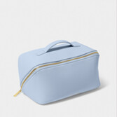 Fotografía: Katie Loxton Neceser grande azul «Aura» para maquillaje y aseo