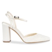 Fotografia: Paradox London Sapatos de salto alto com bloco de salto em cetim e renda Fauna Ivory