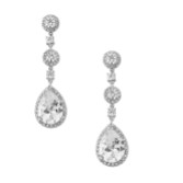 Fotografía: Pendientes de boda de cristal con diseño de lámpara de araña «Eternal» (plata)