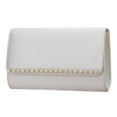 Fotograf: Perfect Bridal Dee Dyeable Elfenbein Satin und Diamante Clutch Tasche