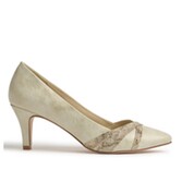 Fotograf: Perfect Bridal Nellie Gold Pumps mit Schlangenleder-Akzenten