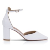 Fotografia: Perfect Bridal Sapatos de salto alto com tiras no tornozelo em camurça Liberty Ivory