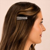 Fotografia: Perfect Bridal Set of 2 Silver Crystal Hair Slides